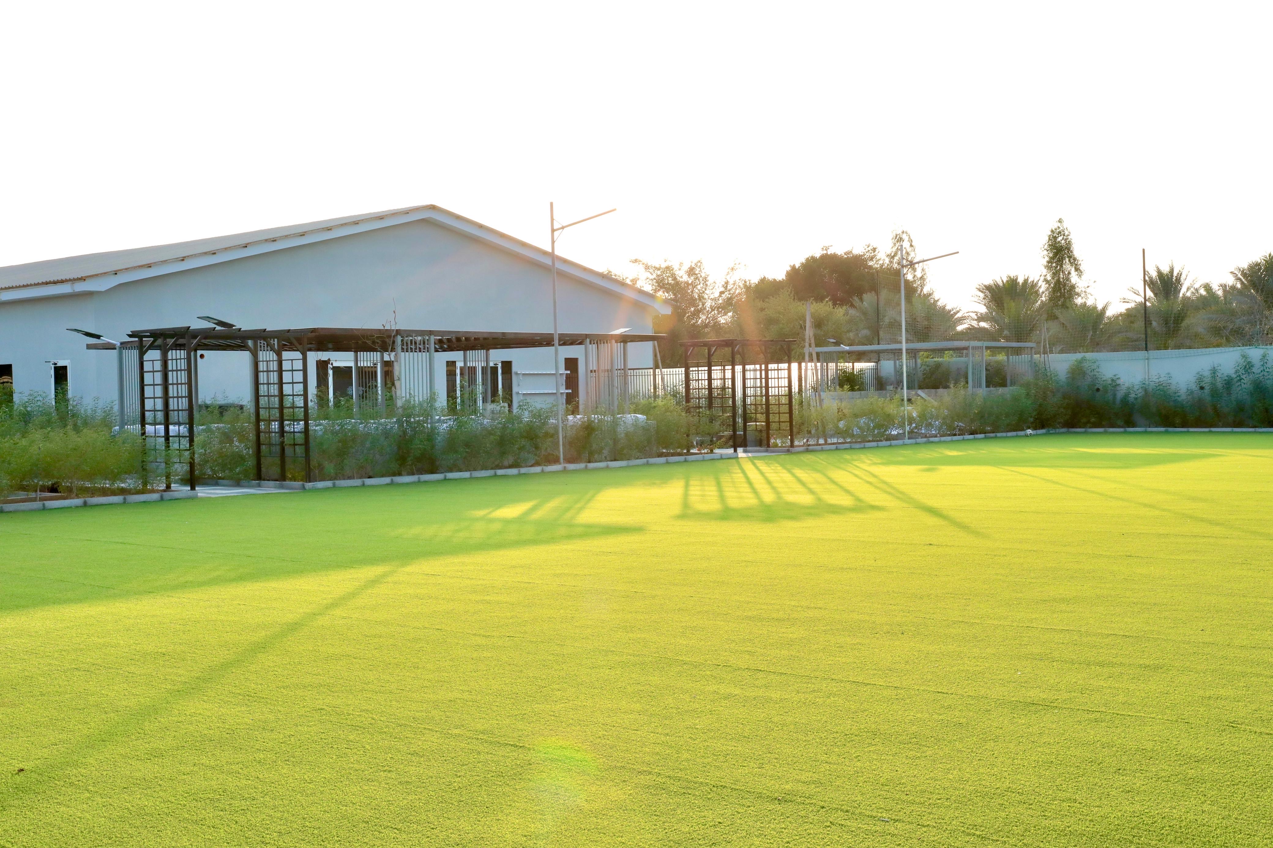 مزرعة واستراحة الــرمــال