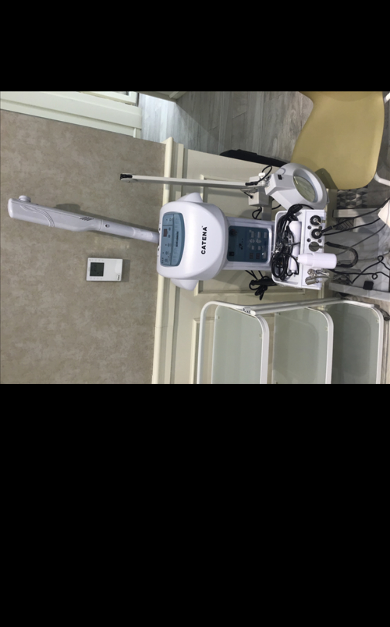 معدات صالون للبيع في ابوظبي بسعر مناسب للتواصل واتساب على رقم 0522209055