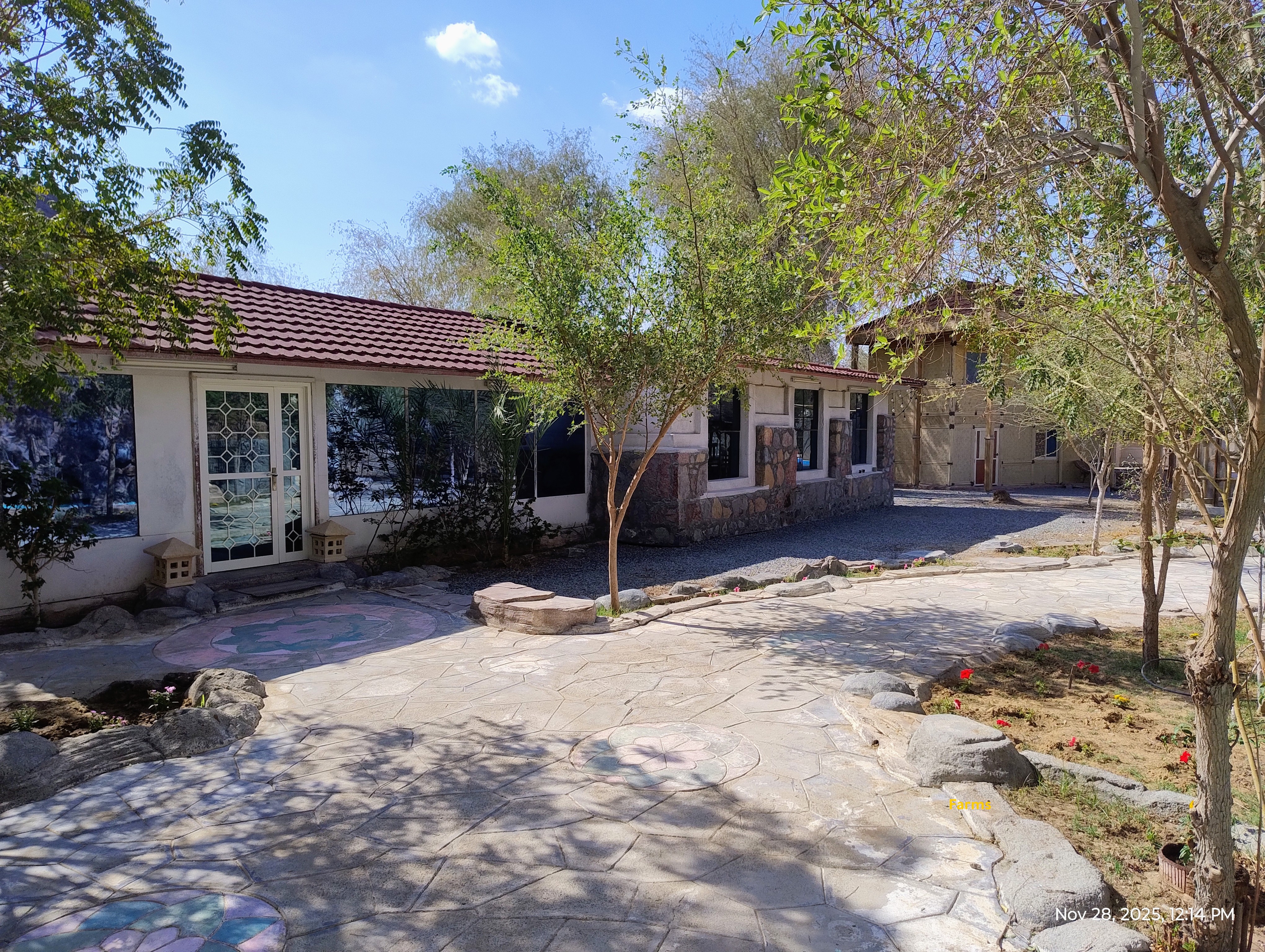 Shoka escape farm,full farm- daily rent